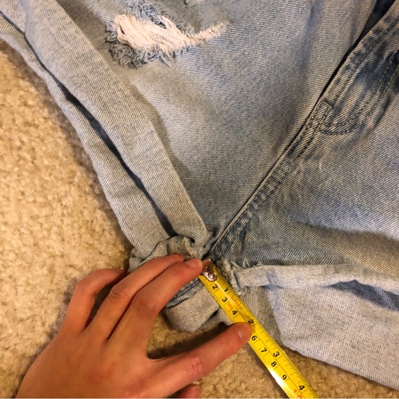 Tinseltown Denim Distressed Short Overalls Size Small - Picture 8 of 10